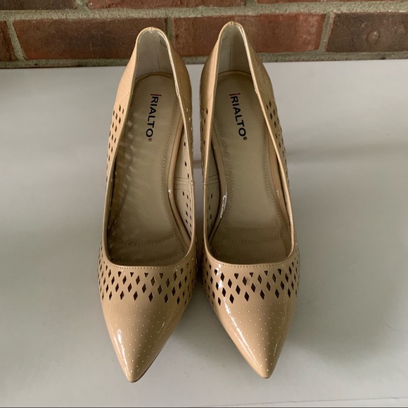 Rialto nude cut out slip on high heel pump Women’s US 10 M - Picture 3 of 9